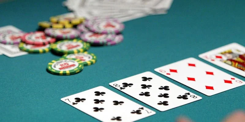 Cách chơi poker giúp bạn trở thành cao thủ sòng bạc trực tuyến.